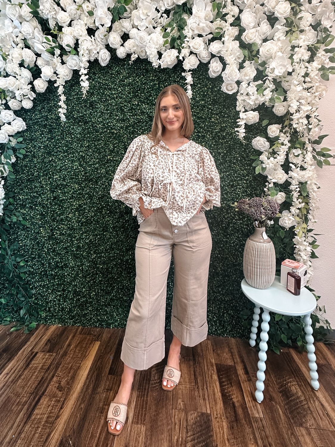 Solid high waist cropped wide-leg