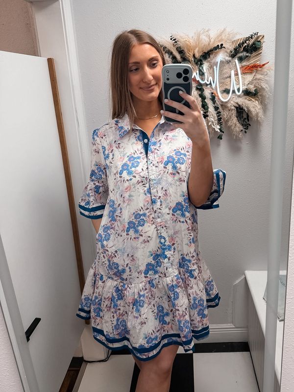 BELL SLEEVE BUTTON DOWN FLORAL PRINT MIN