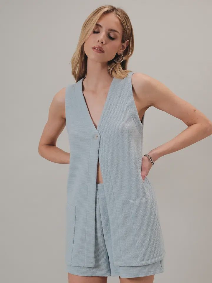 Ski Breeze Sleeveless Tunic Top