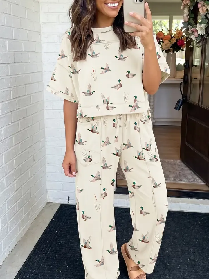 Feather Fields Lounge Set