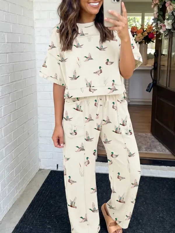 Feather Fields Lounge Set