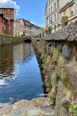 Foto-Druck auf Leinwand - Hansestadt Wismar - Slow Walking Ten
