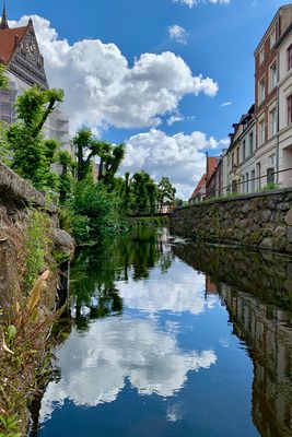 Foto-Druck auf Leinwand - Hansestadt Wismar - Slow Walking Twelve