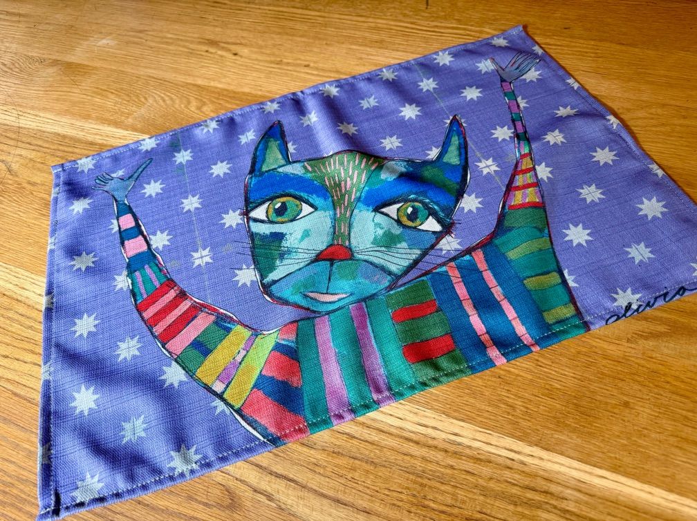Olivia Tea Towel Olivia Tea Towel, Design: Blue Cat