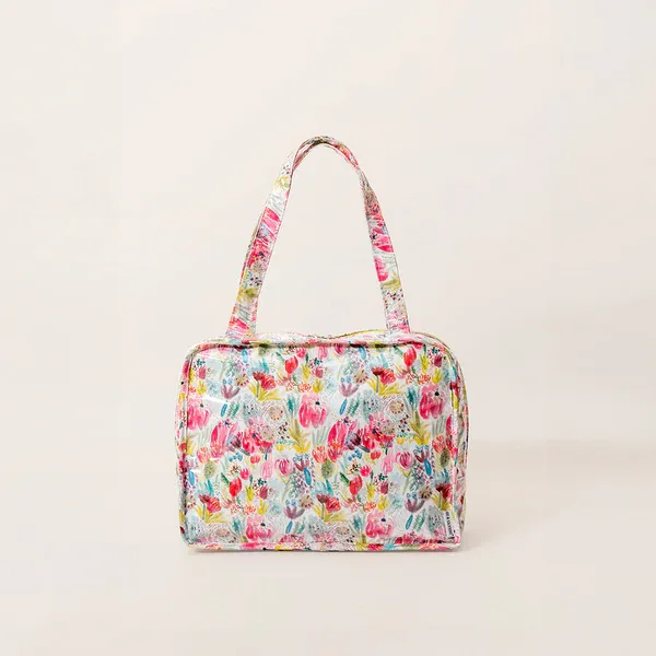 Di & Glynni Overnight Cosmetic Bag Di & Glynni Overnight Cosmetic Bag, Design: Cape Floral