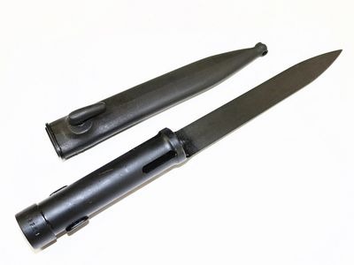 FN FAL M1965 Bayonet w/Scabbard VG