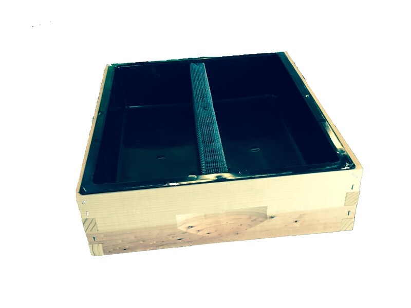 Bee Hive Top Feeder with Super