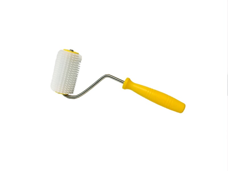 Uncapping Needle Roller