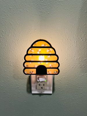 Honey Bee Skep Night Light