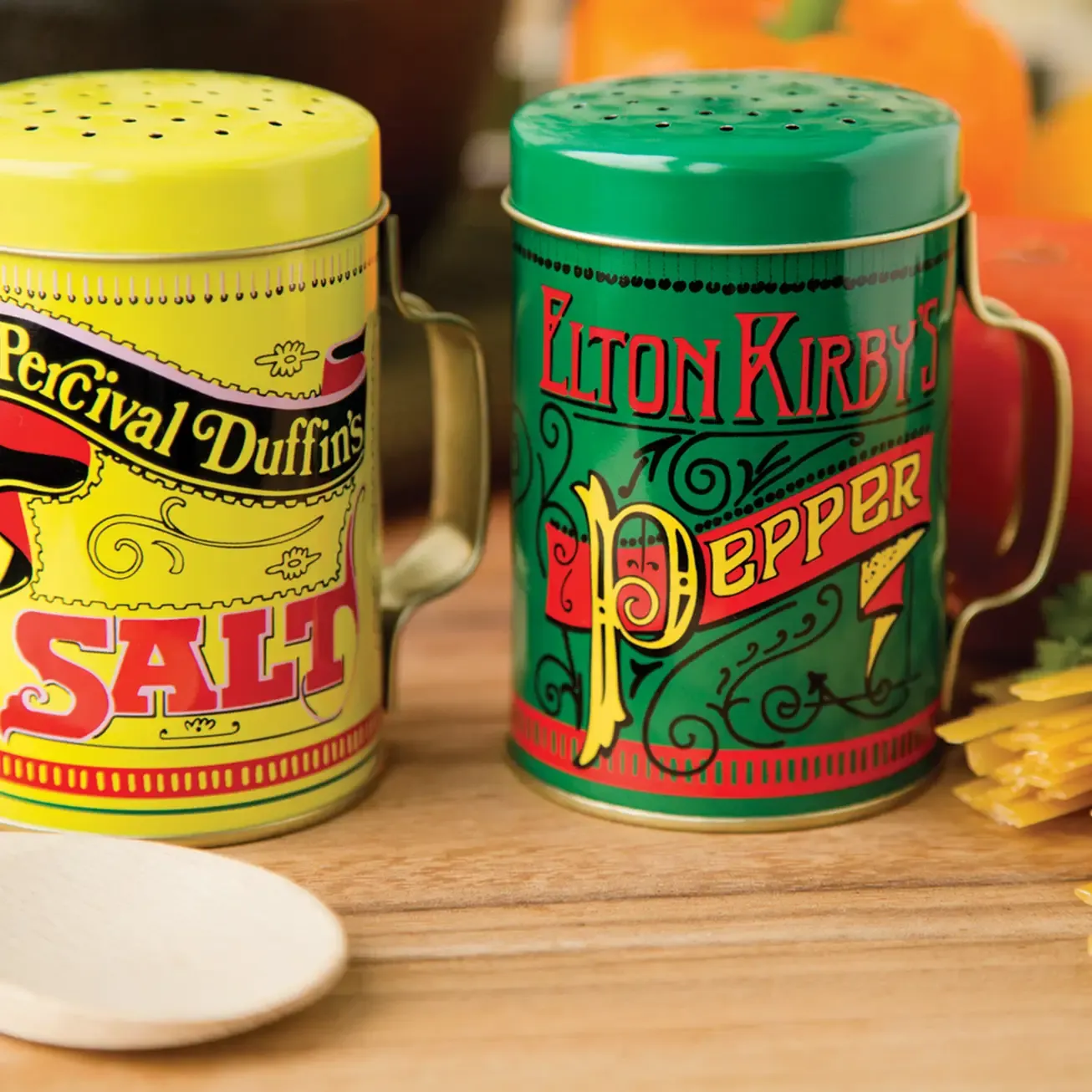 Nostalgic Salt and Pepper Shaker Set 4&quot;