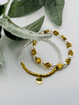 Glass Pearl Bead &amp; Gold-Plated Bead Stretch Bracelet Set with 14K Gold-Plated Heart Charm