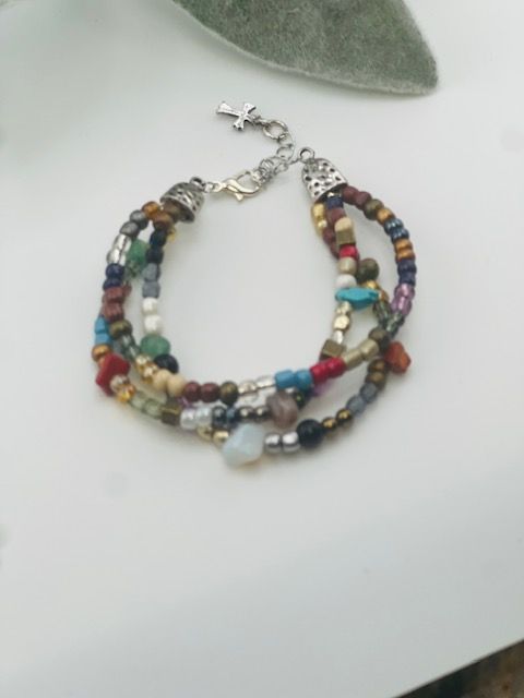 Boho Multicolor Triple-Strand Beaded Bracelet – Adjustable Fit with Cross Charm on Sterling Silver Wire