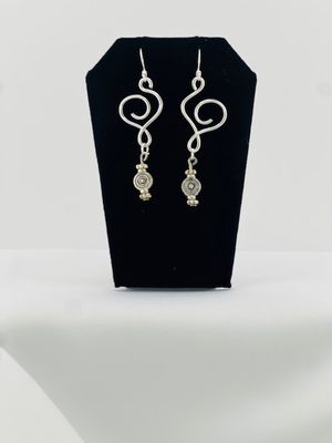 Open Swirl Hammered Silver Earrings – Handcrafted with Ornate Silver Swirl Beads