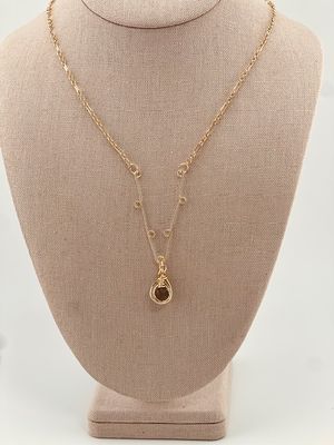 V-Shape Necklace in the Wrap - Gold/Champaign