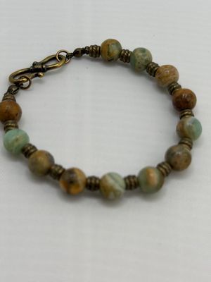 Morning Dew &amp; Moss Green Quartz Bracelet