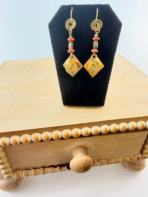 Sunburst Spiral Diamond Drops