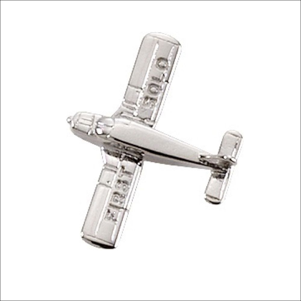 First Solo pin for pilots – keepsake of first solo flight