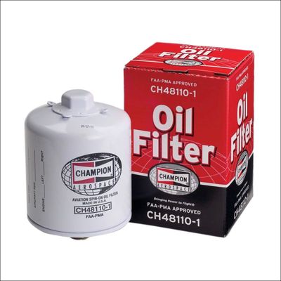 Vliegtuig-oliefilters van Champion en Tempest – essentiële onderdelen voor motoronderhoud in lichte vliegtuigen.