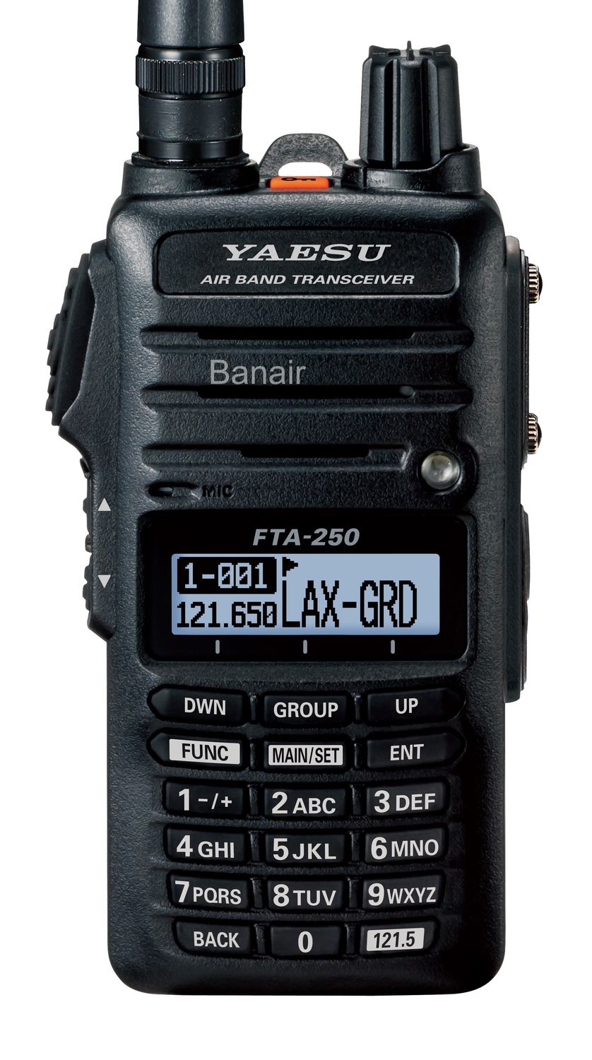 Yaesu FTA-250L airband transceiver – compact aviation radio