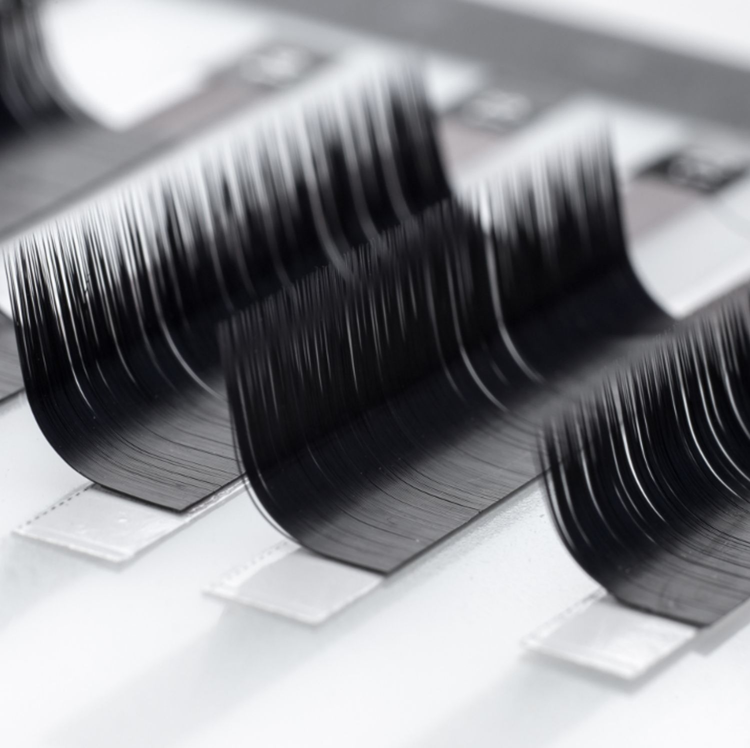 L CURL  Volume Lashes SUPER MATTE