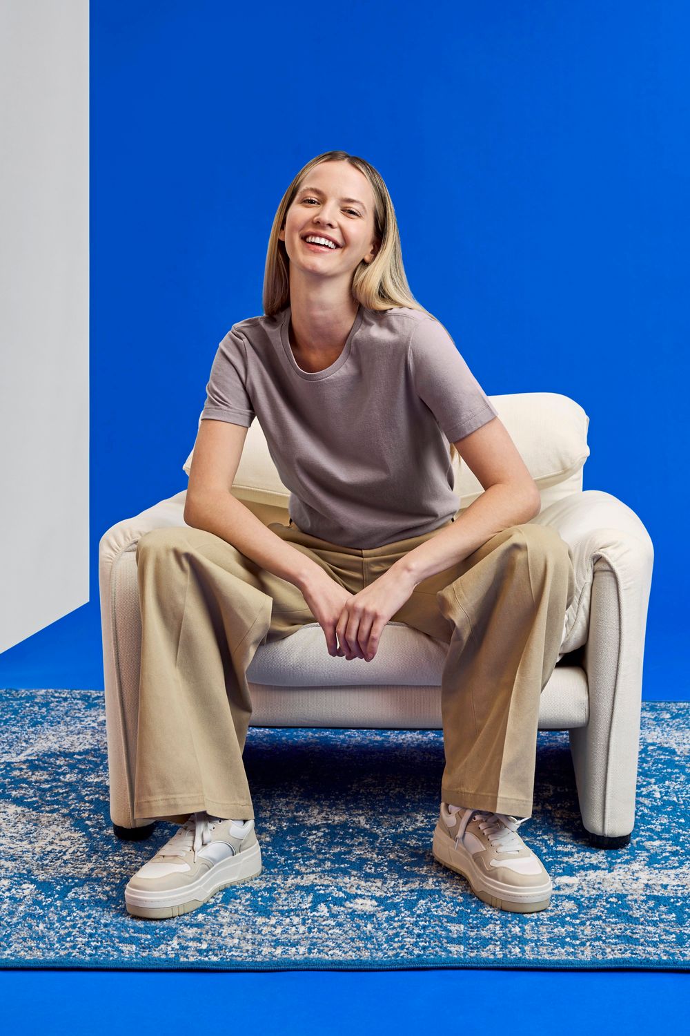 Softstyle (V) Softstyle (V)