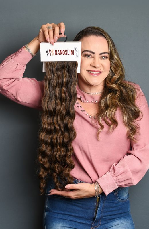 ​2922059 - Brazilian Hair Natural Brown Waves - Illuminated Brunette