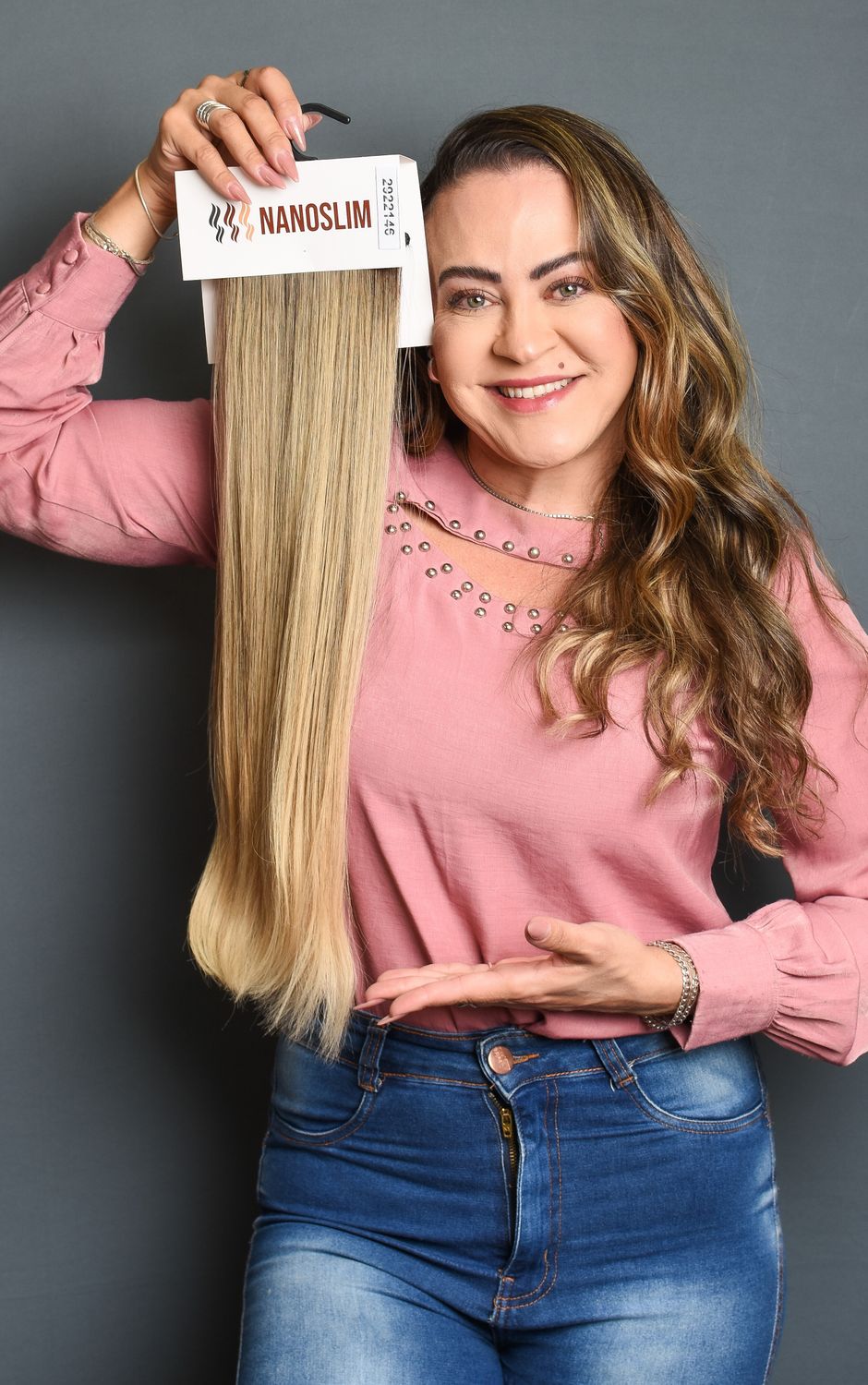 ​2922146 - Brazilian Blonde Hair (Blended Root)