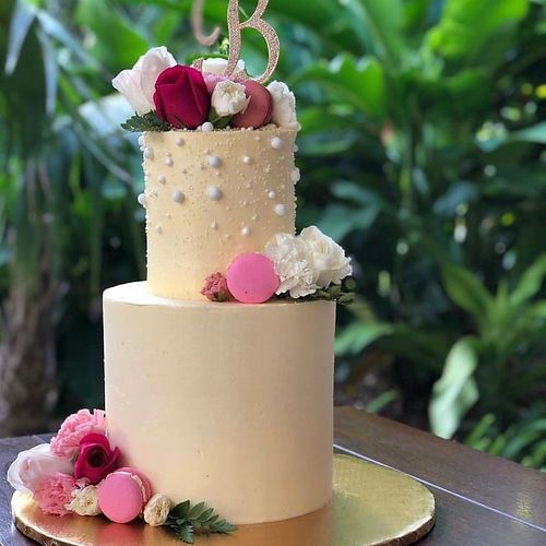 2 Tier Floral (Wedding) Cake