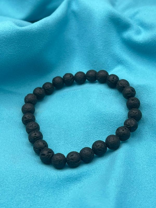 Lavastein Armband – Urkraft, Erdung und innere Stärke Lavastein Armband – Urkraft, Erdung und innere Stärke