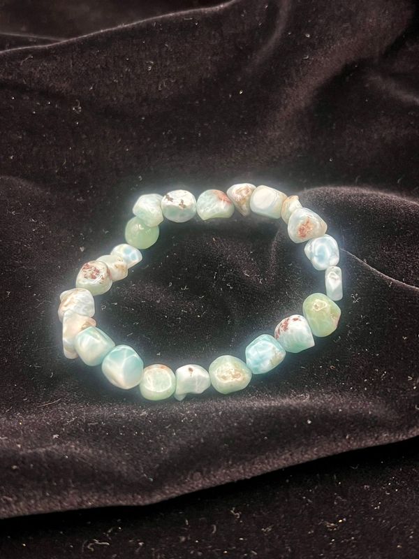 Larimar Armband (Naturstein, poliert) – Sanftheit, Weiblichkeit und innerer Ozean Larimar Armband (Naturstein, poliert) – Sanftheit, Weiblichkeit und innerer Ozean