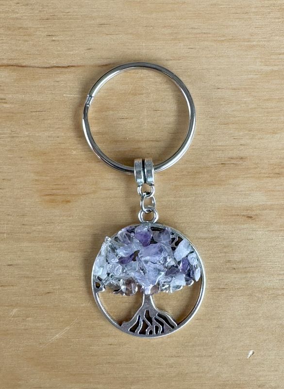 ​Amethyst Schlüsselanhänger Lebensbaum – Spiritueller Reisebegleiter mit Heilstein-Energie