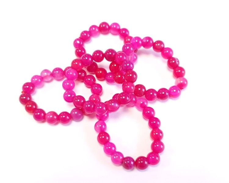 Steinring Achat bordeaux – Kugel 4 mm, auf Gummizug