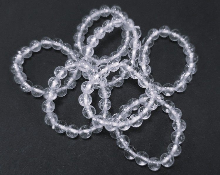Steinring Bergkristall – Kugel 4 mm, auf Gummizug