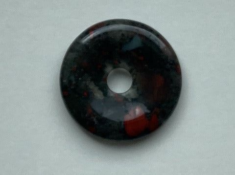 Drachenjaspis Donut 40 mm – Kraft & innere Beständigkeit
