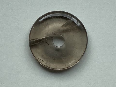 Rauchquarz Donut 40 mm – Erdung & Schutz