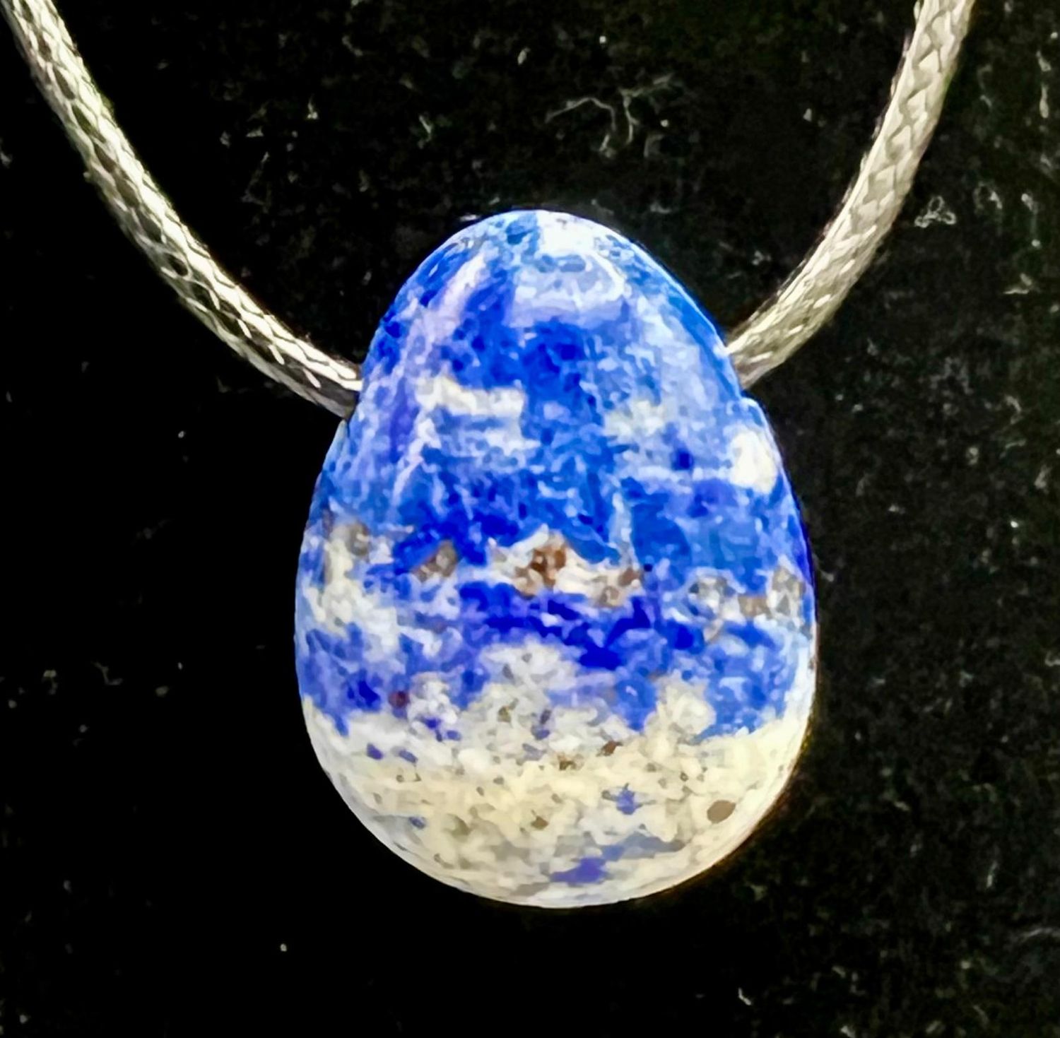 Lapis Lazuli Kettenanhänger – Weisheit, Wahrheit & innere Stärke