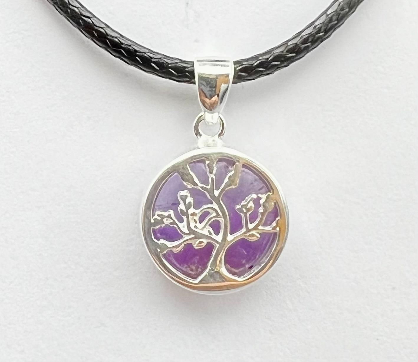 Lebensbaum-Anhänger mit Amethyst – Schutz & Intuition