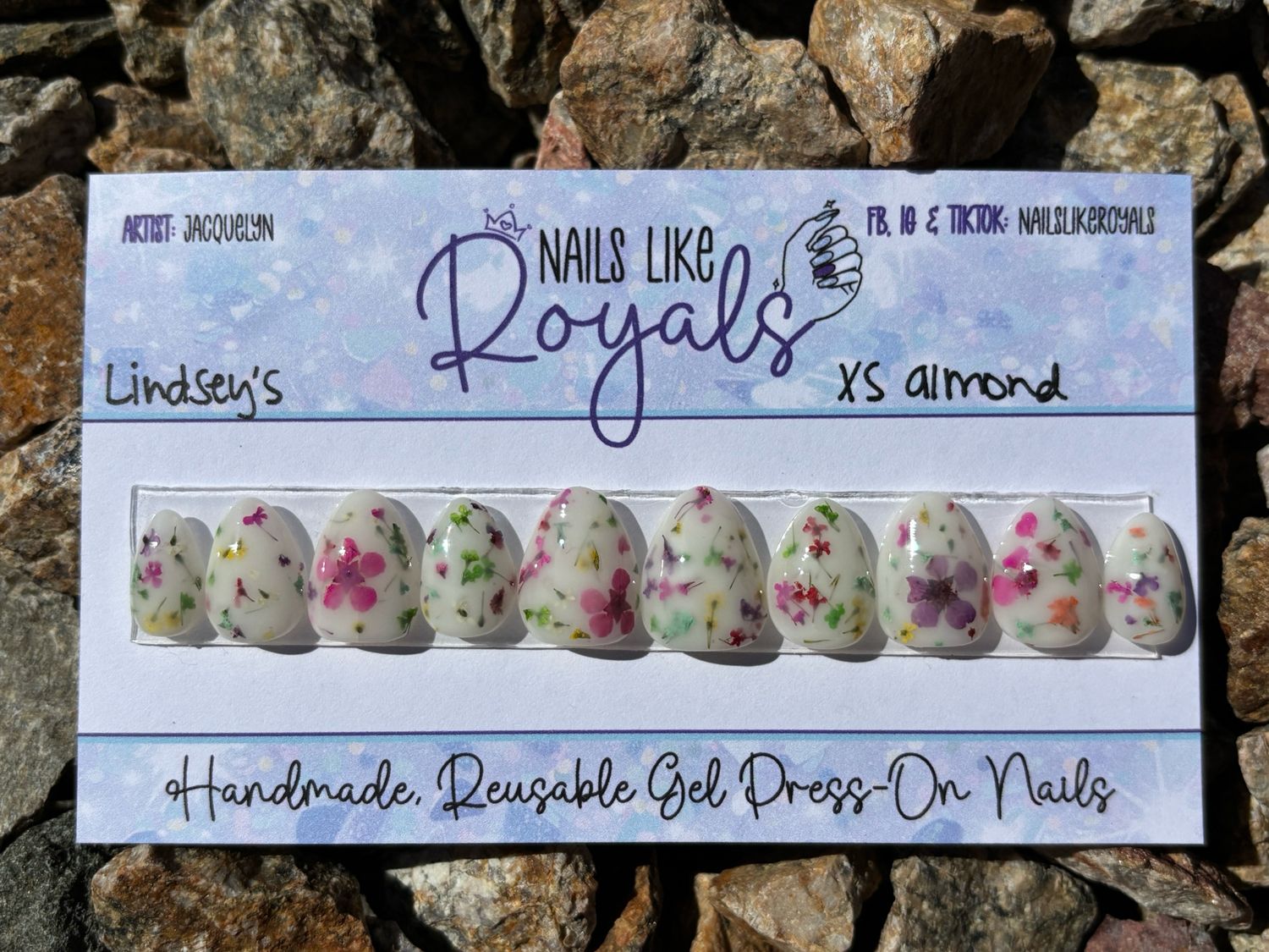 Milk Bath w/ Encapsulated Flowers - Custom, Made-to-Order Gel Press On Nails