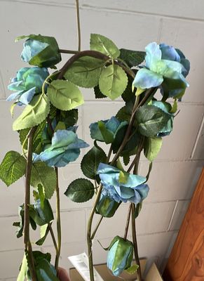 Dark Green-Rose Flower Garland 2m