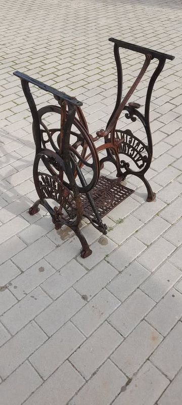 ORIGINAL VICTORIA Podstawa maszyny Unikatowa