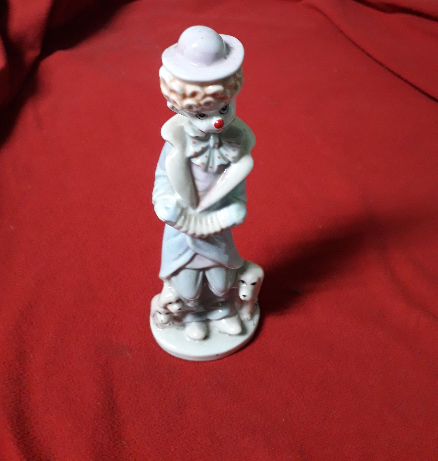 Figurka ceramiczna Klaun