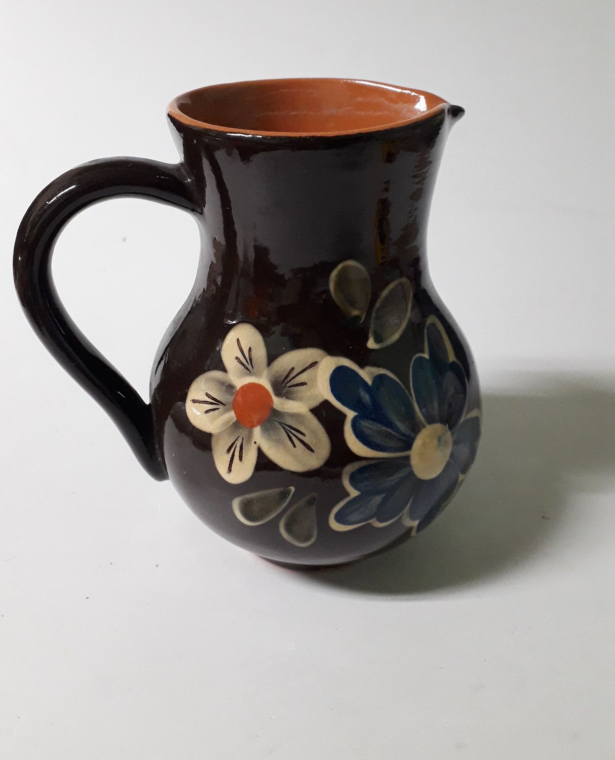 Dzbanek ceramiczny brązowy motyw kwiatowy