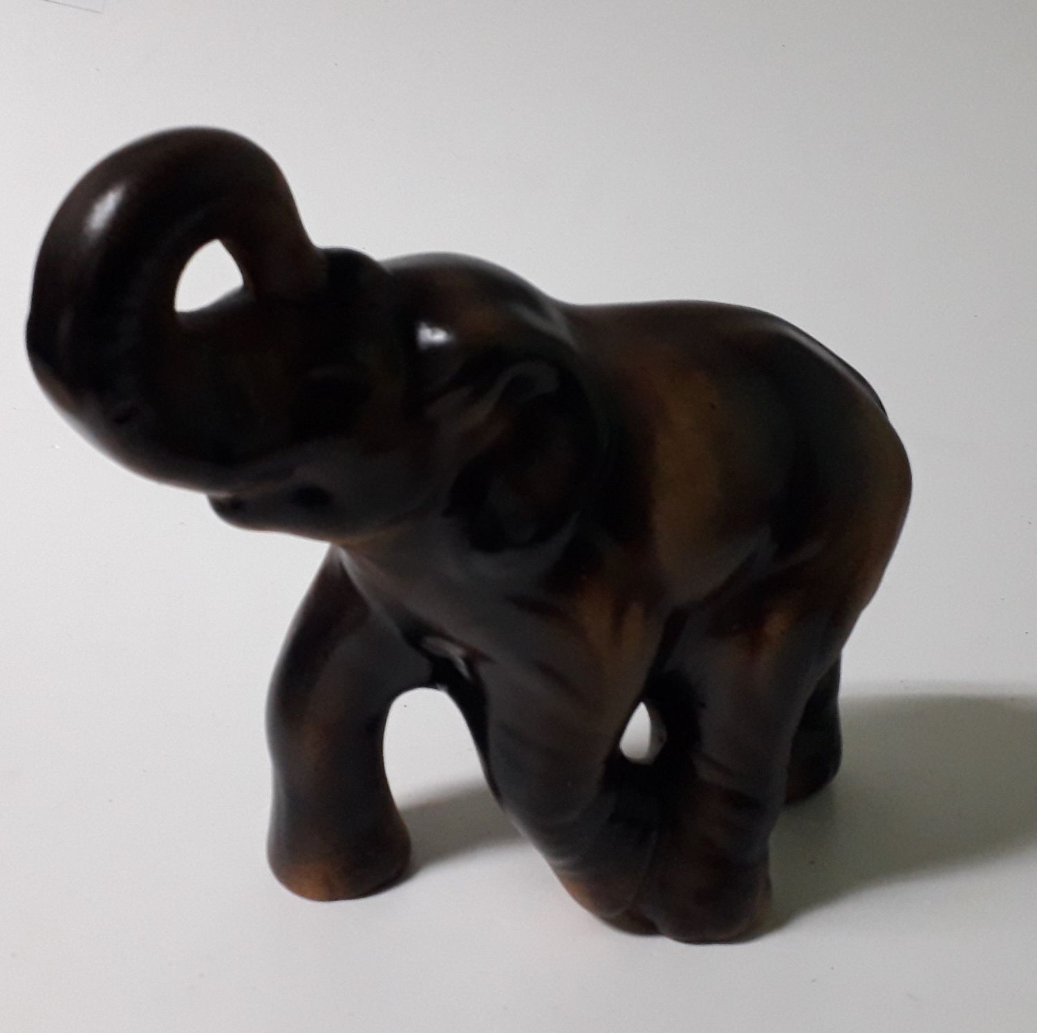 Ceramiczny brązowy Słoń , wysoki 18 cm