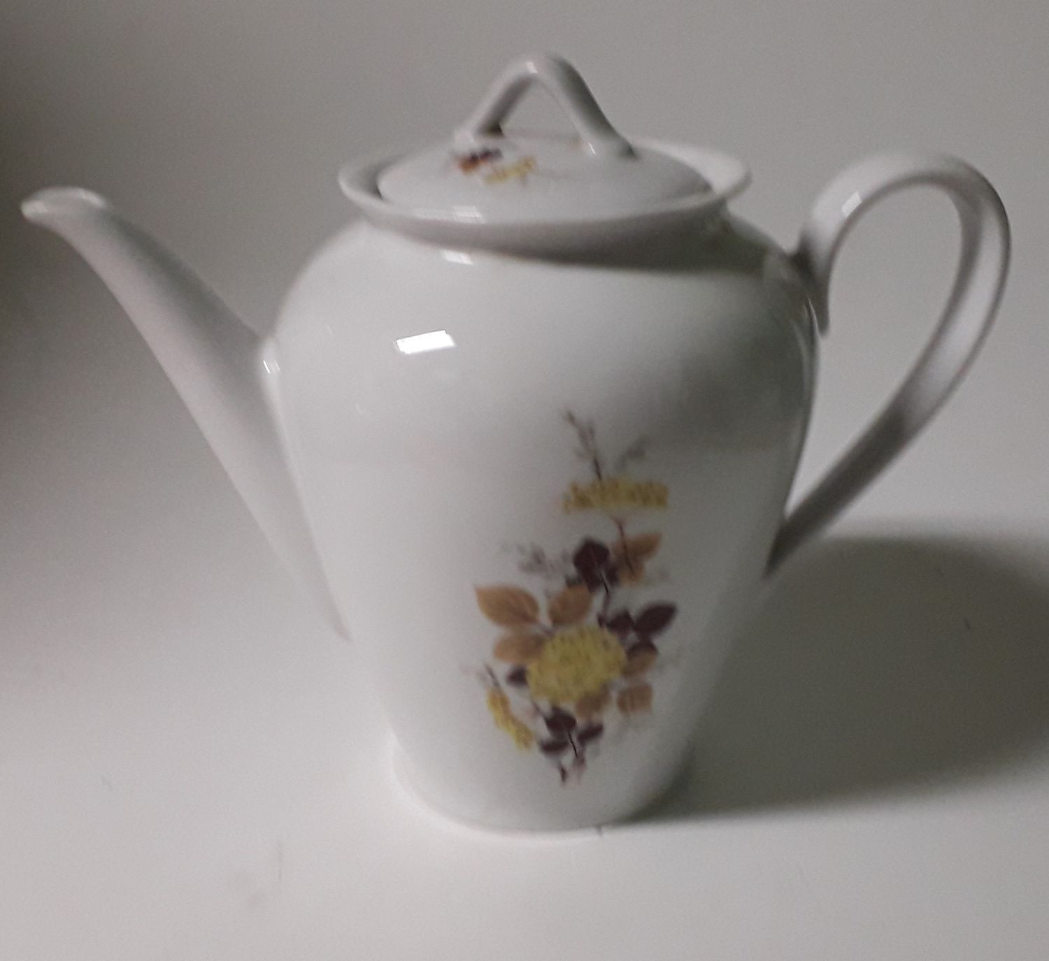 Dzbanek kawowy porcelana Kahla Niemcy