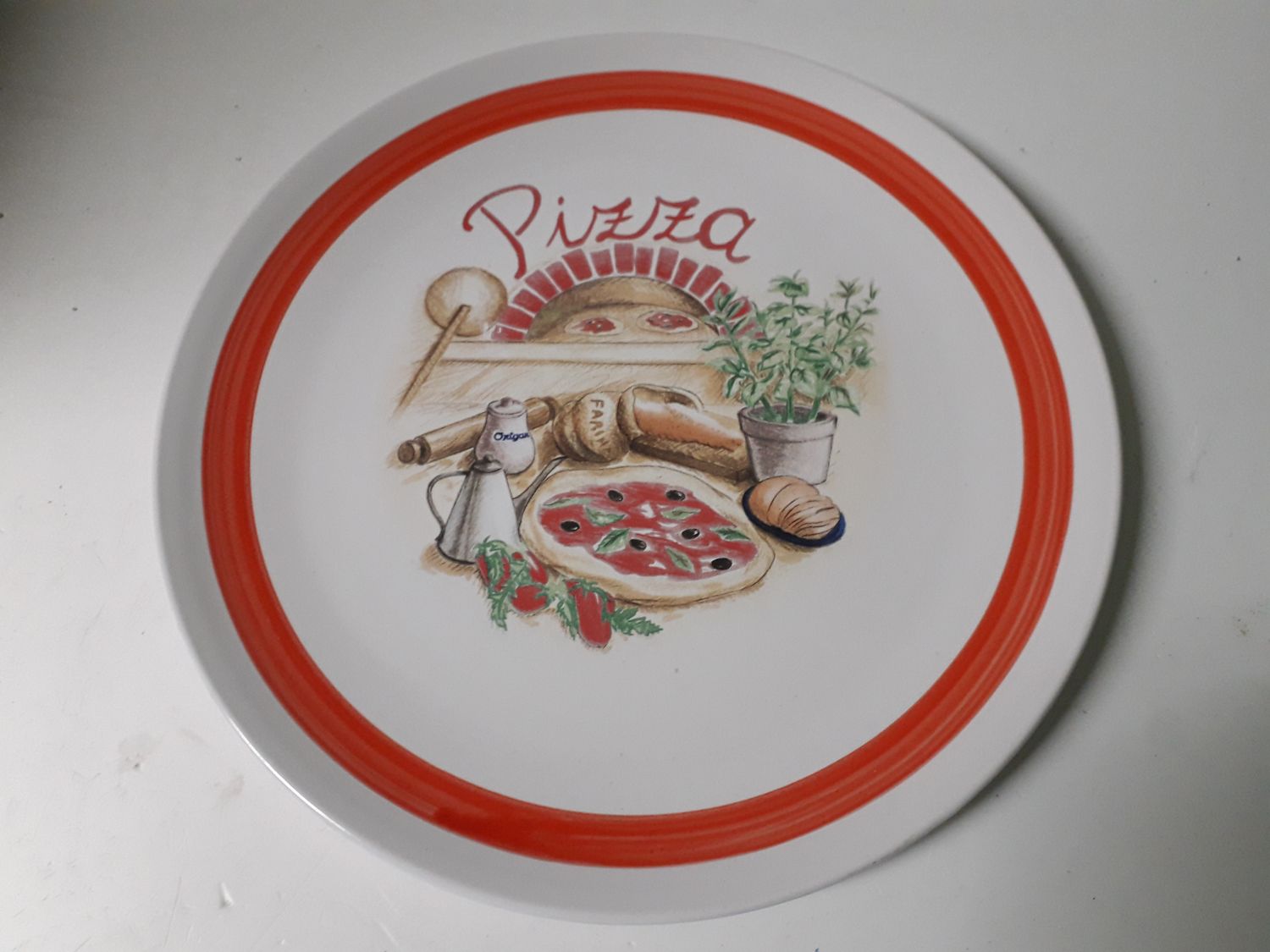 Duży talerz na PIZZE 30 cm średnicy