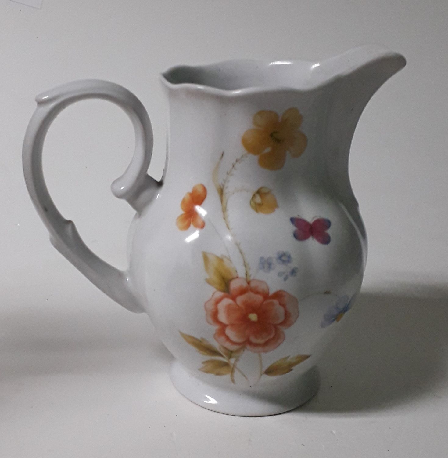 Dzbanek porcelana KAROLINA ładny stan