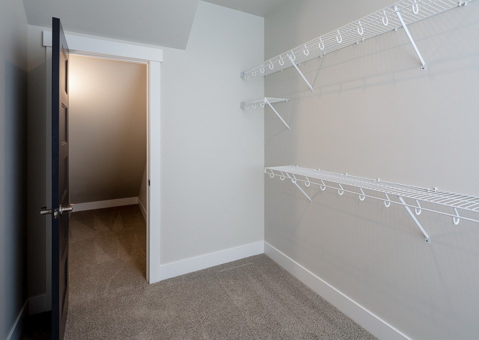 Contemporary 215