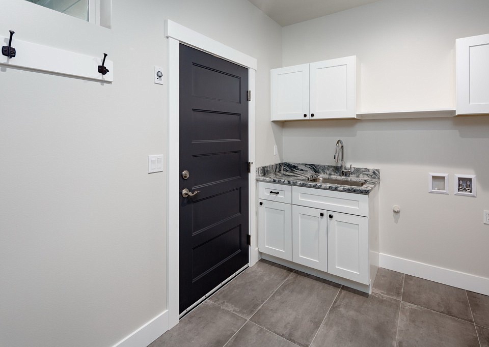 Contemporary 215