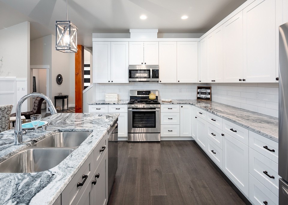 Contemporary 215
