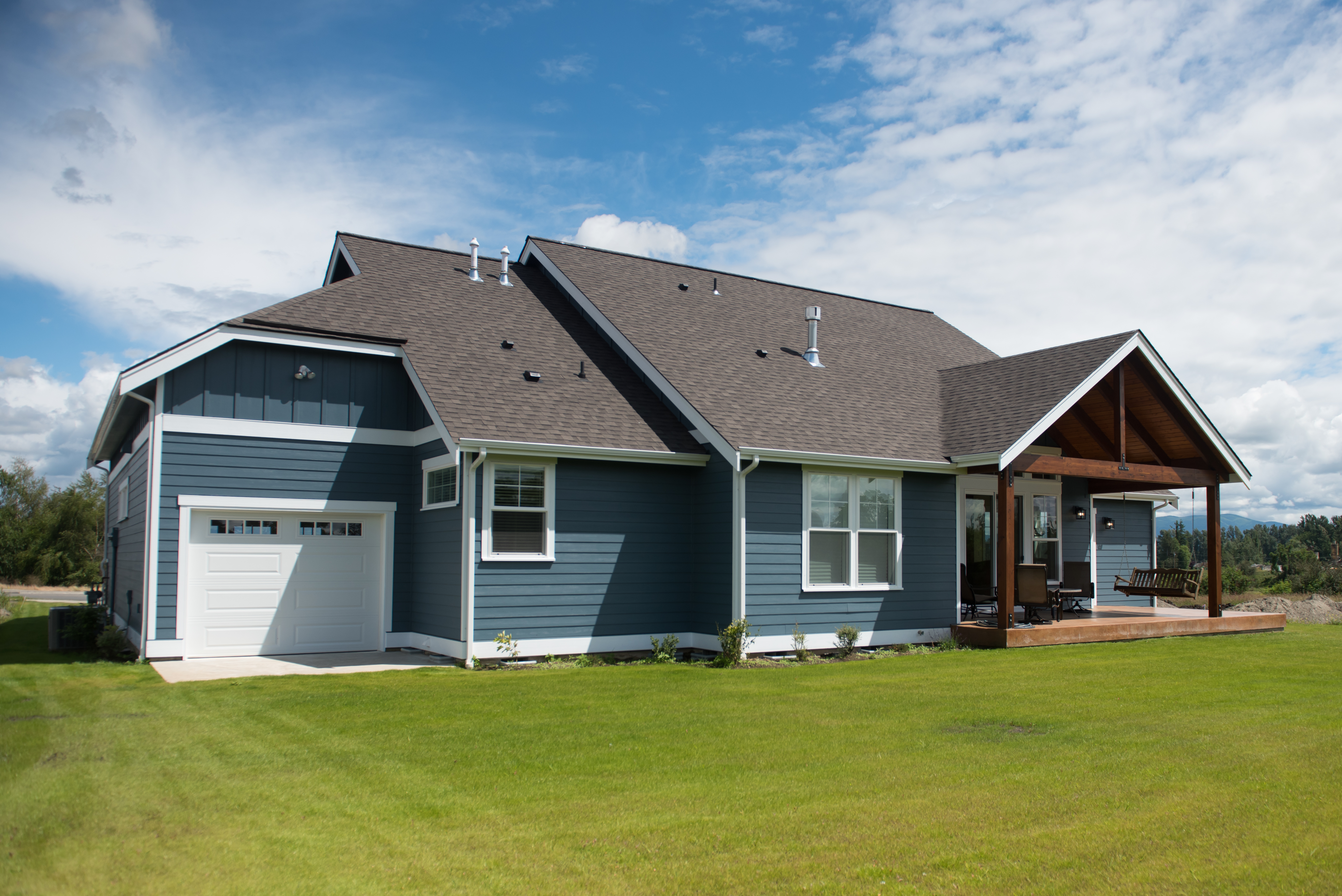 Contemporary Farmhouse 808